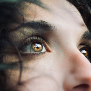 Jamais sans ma crème….. contour des yeux 👀