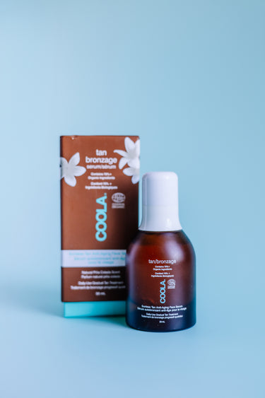 Sérum auto-bronzant anti-âge pour le visage